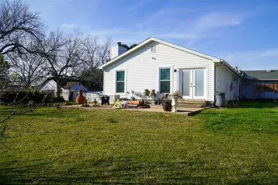 111 W 3rd Street, Keene, TX 76059 - Photo 34