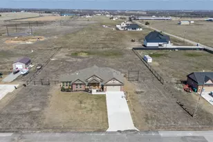 250 Alondrita St, Celeste, TX 75423 - Photo 24