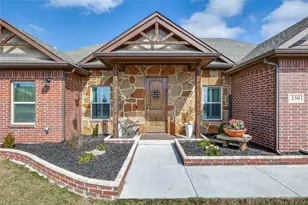 250 Alondrita St, Celeste, TX 75423 - Photo 2