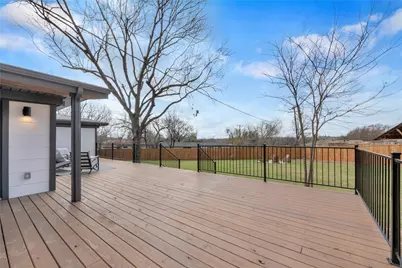3155 Chamness Court, Haltom City, TX 76117 - Photo 22