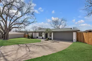 3155 Chamness Ct, Haltom City, TX 76117 - Photo 38