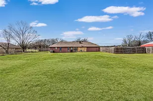 108 Cole Rd, Red Oak, TX 75154 - Photo 8