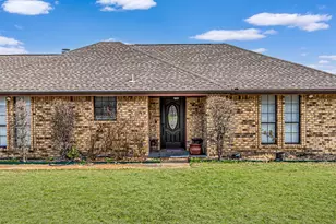 108 Cole Rd, Red Oak, TX 75154 - Photo 2