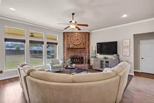 121 Heritage Pl, Glen Rose, TX 76043 - Photo 8