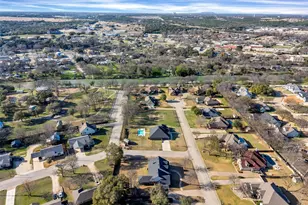 121 Heritage Pl, Glen Rose, TX 76043 - Photo 22