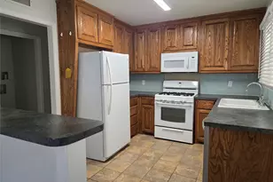 1224 S Lamar St, Weatherford, TX 76086 - Photo 10