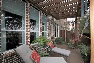 200 Milan St, Lewisville, TX 75067 - Photo 14