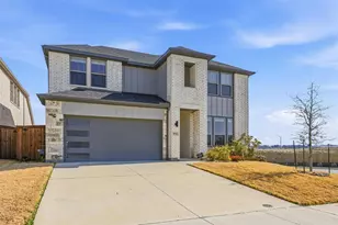 10545 Landry Blf Ln, Fort Worth, TX 76126 - Photo 2