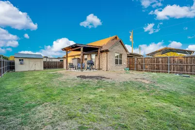 2224 Woodcrest Trail, Granbury, TX 76048 - Photo 30