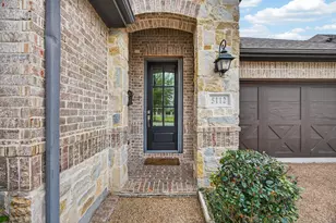 5112 Kadin Ln, Lewisville, TX 75056 - Photo 2