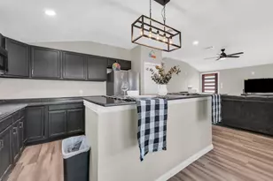 114 Mulberry, Possum Kingdom Lake, TX 76449 - Photo 6