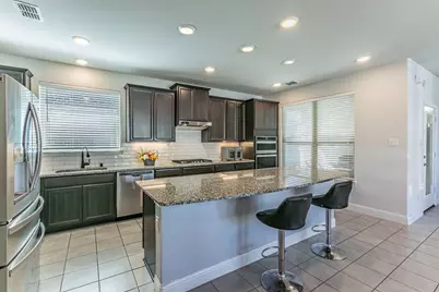 7217 Willow Thorne Drive, Little Elm, TX 76227 - Photo 6