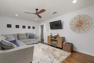 223 Garver Ave, Van Alstyne, TX 75495 - Photo 4