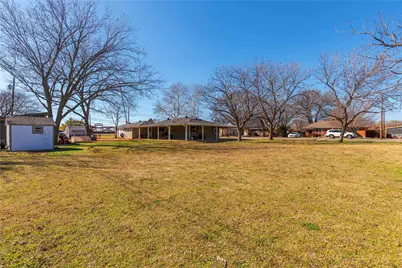 223 Garver Avenue, Van Alstyne, TX 75495 - Photo 16