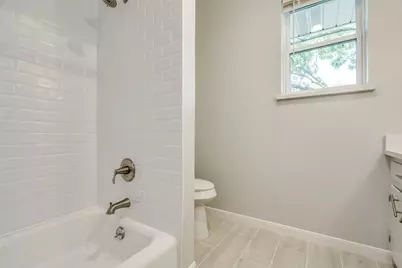 6021 Sandhurst Lane #D, Dallas, TX 75206 - Photo 32