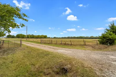 1454 County Road 4120, Bonham, TX 75418 - Photo 24