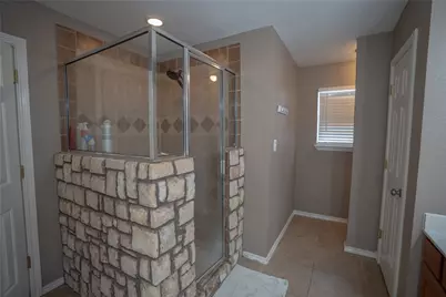 725 Hunter Trail, Bridgeport, TX 76426 - Photo 14