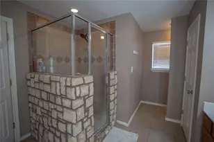 725 Hunter Trail, Bridgeport, TX 76426 - Photo 14