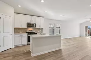 4212 Palestine Dr, Farmersville, TX 75442 - Photo 4