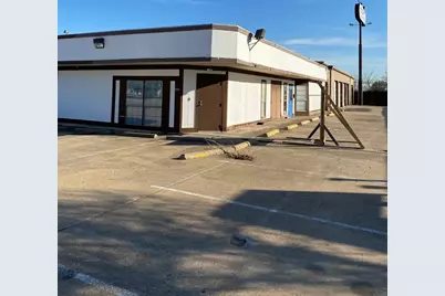 114 W Fairmeadows Drive, Duncanville, TX 75116 - Photo 2