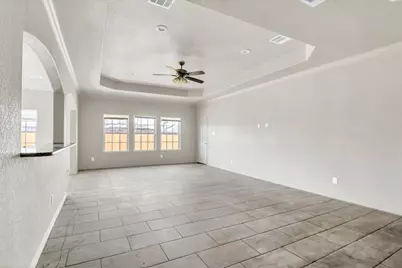 2923 E Pepperidge Drive, Lancaster, TX 75134 - Photo 4