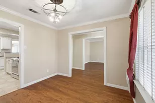 1760 Acorn Ln, Hurst, TX 76054 - Photo 8