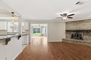 1760 Acorn Ln, Hurst, TX 76054 - Photo 14