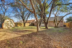 3840 7 Gables St, Fort Worth, TX 76133 - Photo 18