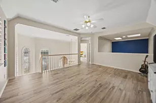 8625 Old Oak Dr, Irving, TX 75063 - Photo 16