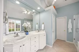 8625 Old Oak Dr, Irving, TX 75063 - Photo 24