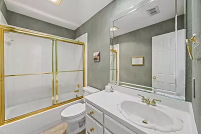 8625 Old Oak Drive, Irving, TX 75063 - Photo 26