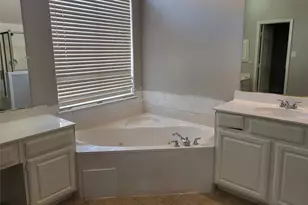 119 St James Rd, Irving, TX 75063 - Photo 2