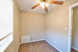 717 N 4th Ave, Teague, TX 75860 - Photo 10