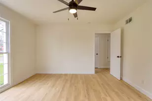 933 Treasure Rd, Garland, TX 75041 - Photo 18