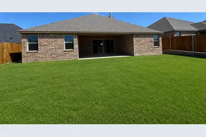 2005 Belle Lagos Lane, Cleburne, TX 76033 - Photo 2