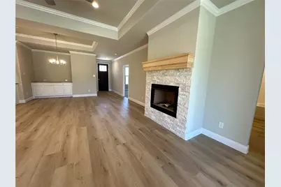 2005 Belle Lagos Lane, Cleburne, TX 76033 - Photo 8