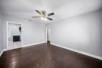 660 Schieme Street, River Oaks, TX 76114 - Photo 12