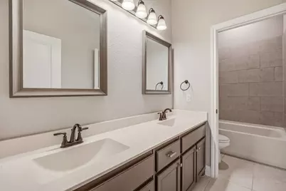 1038 Mickelson Drive, Granbury, TX 76048 - Photo 18