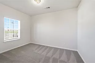 394 Bronco Dr, Waxahachie, TX 75165 - Photo 6