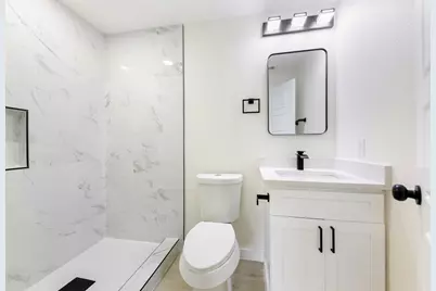 534 NE 23rd Street, Grand Prairie, TX 75050 - Photo 18