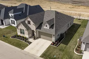 11608 Iron Bark Dr, Denton, TX 76207 - Photo 4