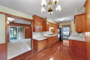 2102 Lansdowne Dr, Garland, TX 75040 - Photo 16