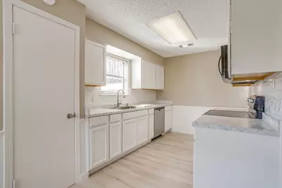 1812 Briar Run, Benbrook, TX 76126 - Photo 12