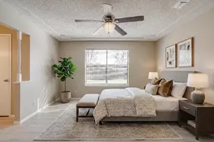 1812 Briar Run, Benbrook, TX 76126 - Photo 4