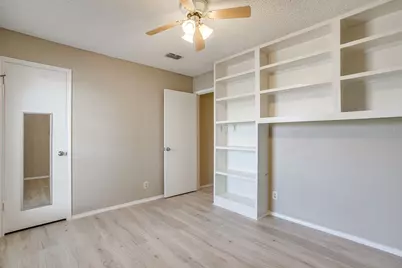 1812 Briar Run, Benbrook, TX 76126 - Photo 18