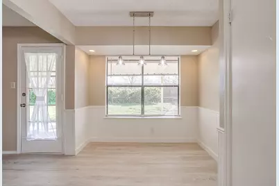 1812 Briar Run, Benbrook, TX 76126 - Photo 10