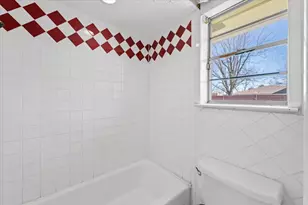 910 Bradfield Dr, Garland, TX 75042 - Photo 28