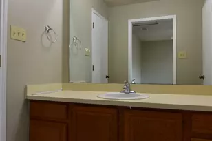 100 Morrow Dr, Bedford, TX 76021 - Photo 16