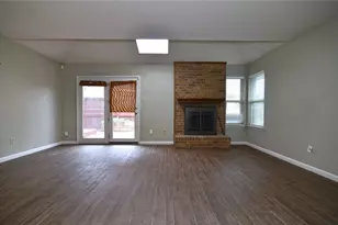 100 Morrow Dr, Bedford, TX 76021 - Photo 36