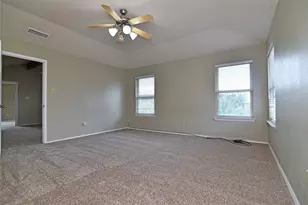 100 Morrow Dr, Bedford, TX 76021 - Photo 14